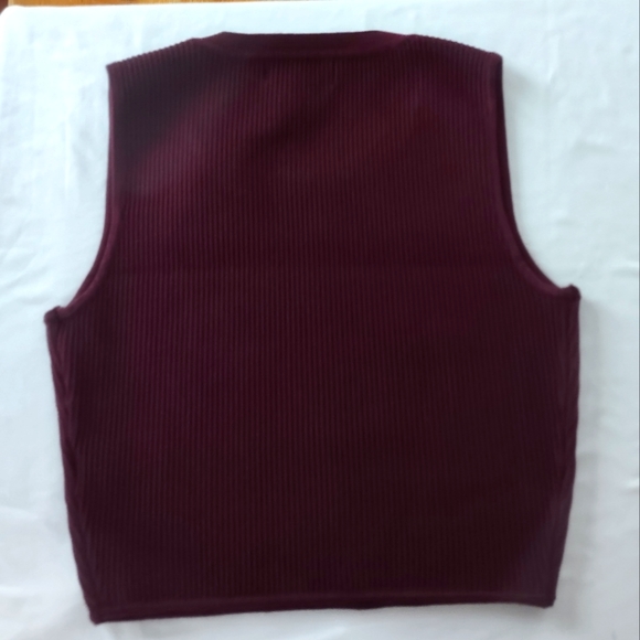 House of Harlow 1960 Crewneck Ribbed Knit Crop Top, L - Picture 3 of 5